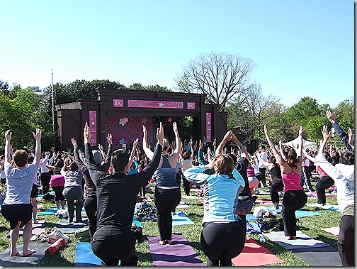 yoga on the mall 014